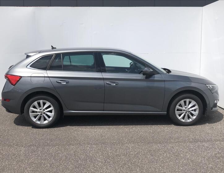Škoda Scala 10