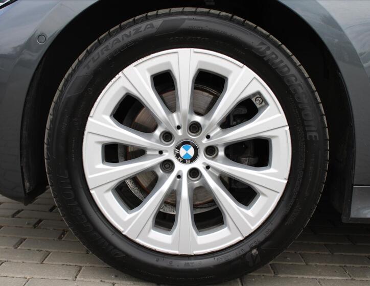 BMW Řada 3 9