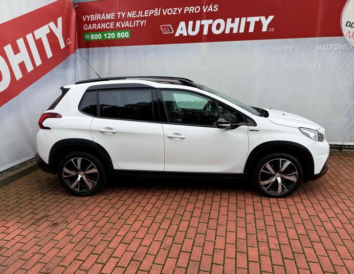 Peugeot 2008 6