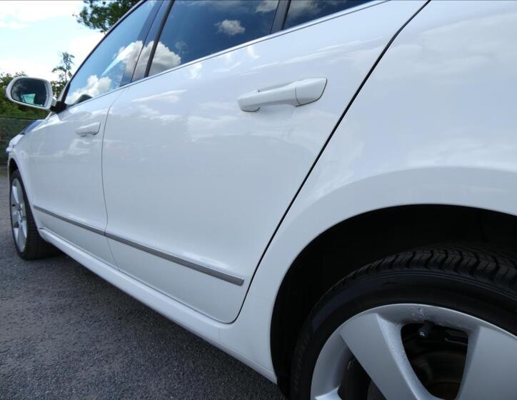 Škoda Superb 16