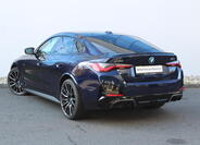 BMW i4 8