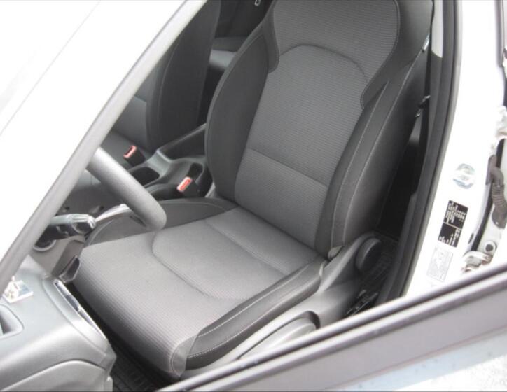 Hyundai i30 13