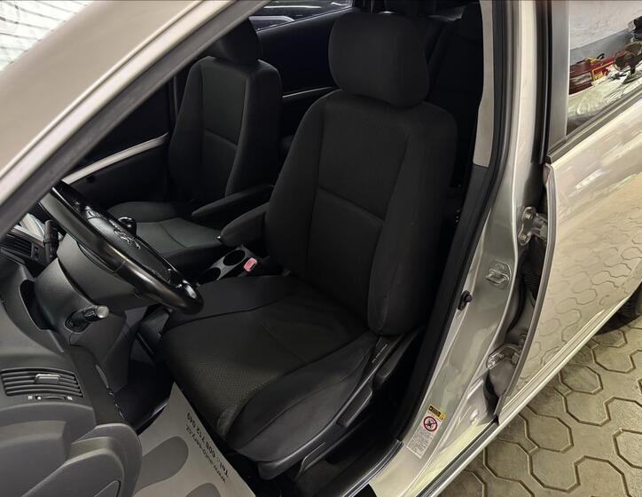 Toyota Corolla Verso 23