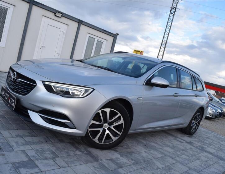 Opel Insignia 1