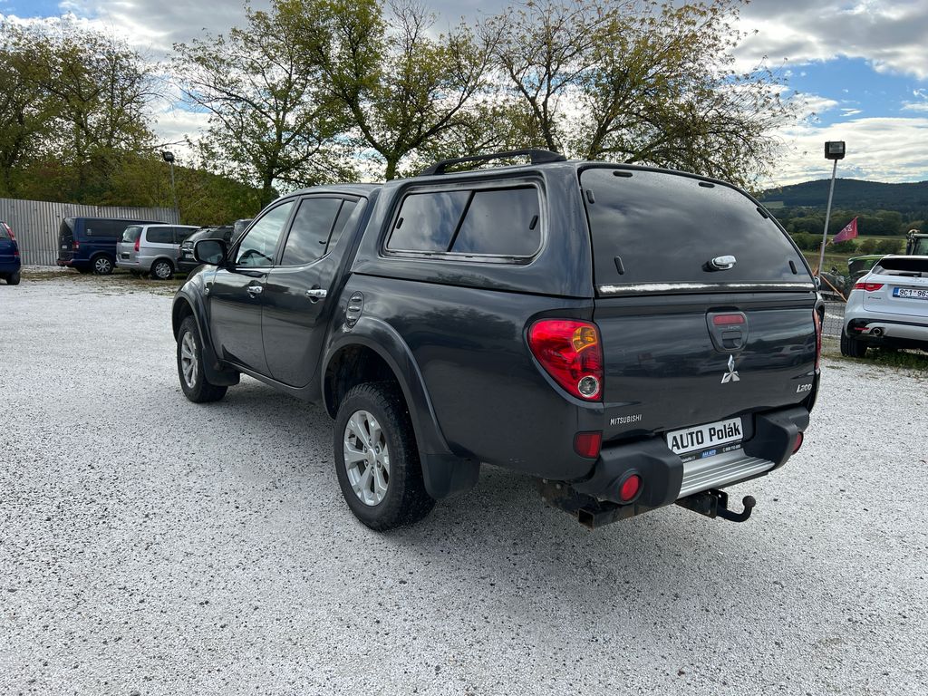 Mitsubishi L200