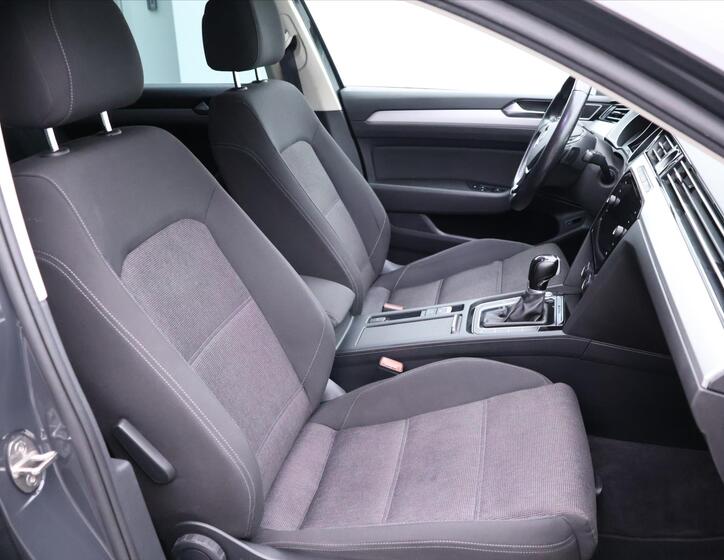 Volkswagen Passat 14