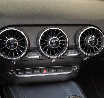 Audi TT 12