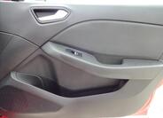 Renault Clio 30