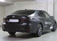 Toyota Camry 5
