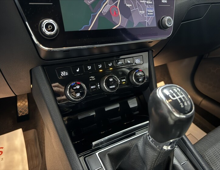 Škoda Superb 13