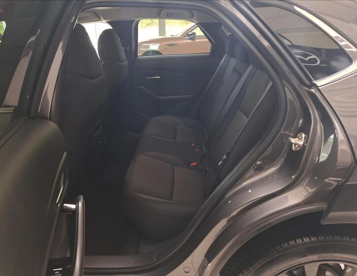 Mazda CX-30 5