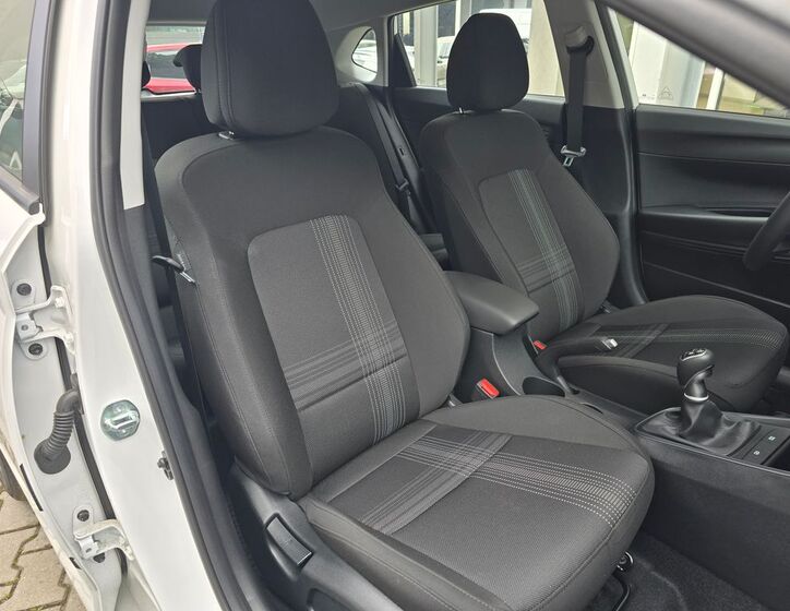 Hyundai i20 22