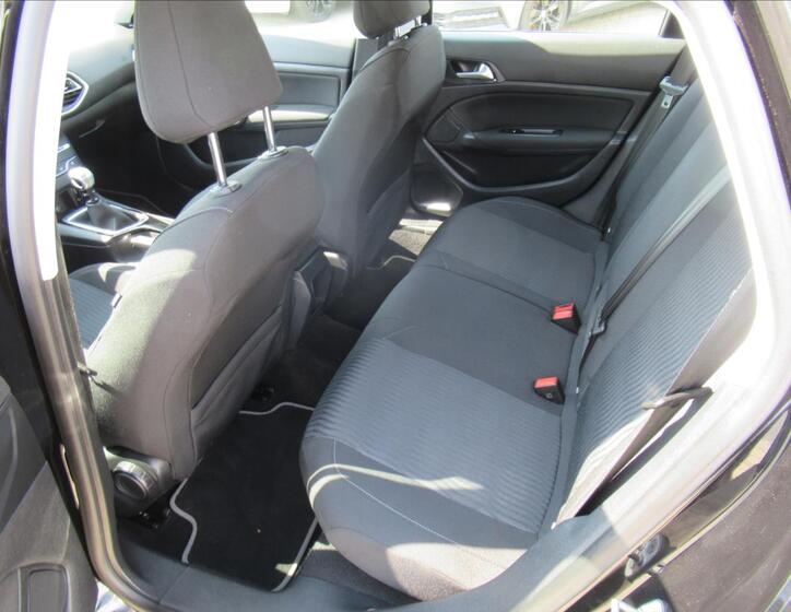 Peugeot 308 16