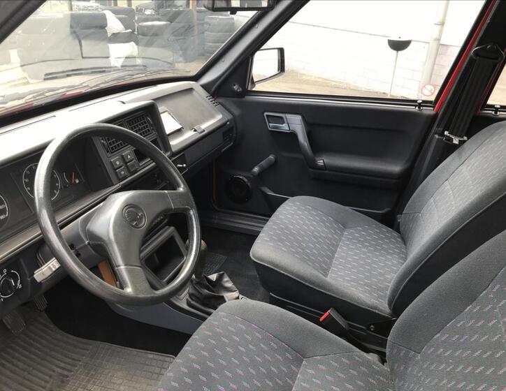 Škoda Favorit 7