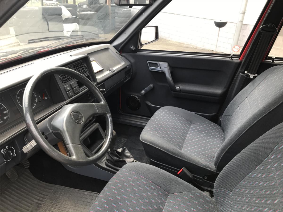 Škoda Favorit