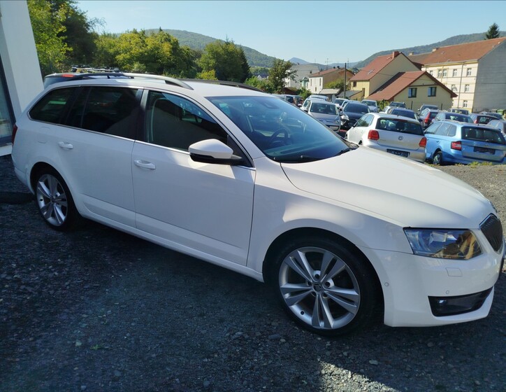 Škoda Octavia 8
