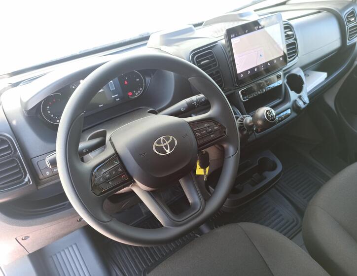 Toyota Proace Max 16