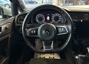 Volkswagen Golf 12