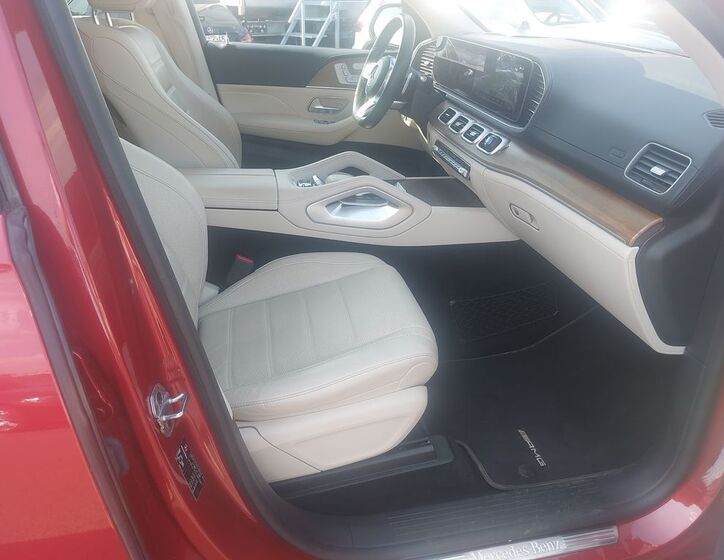 Mercedes-Benz GLS 10