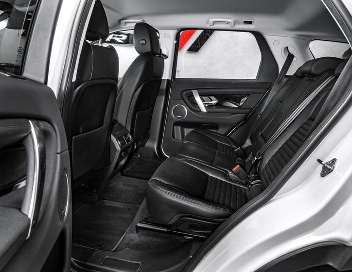 Land Rover Discovery 13