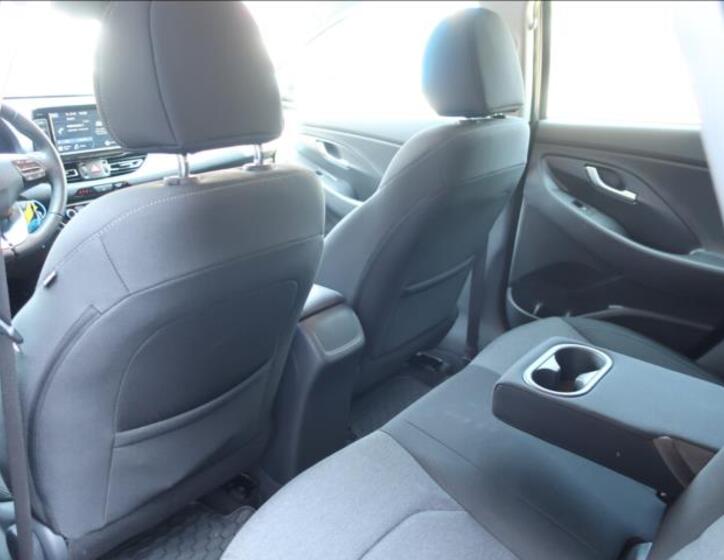 Hyundai i30 12