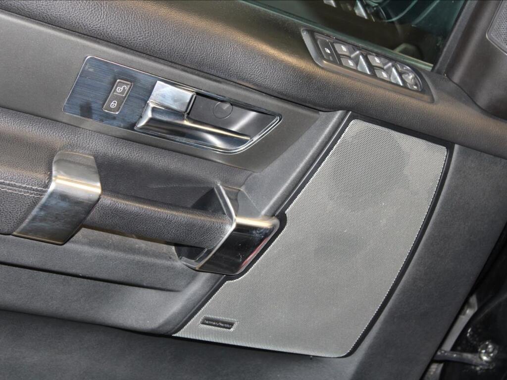 Land Rover Discovery 12