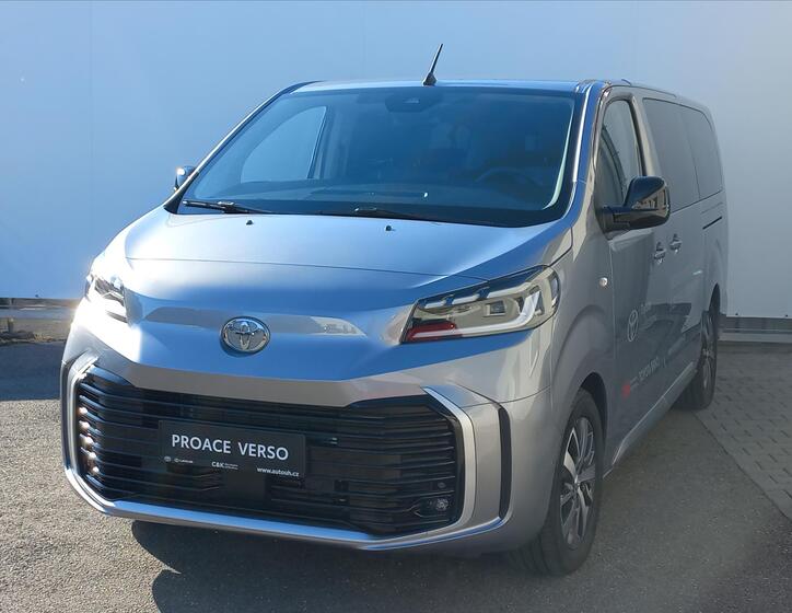 Toyota ProAce Verso 1