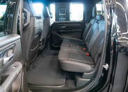 Dodge RAM 28