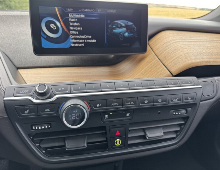 BMW i3 19