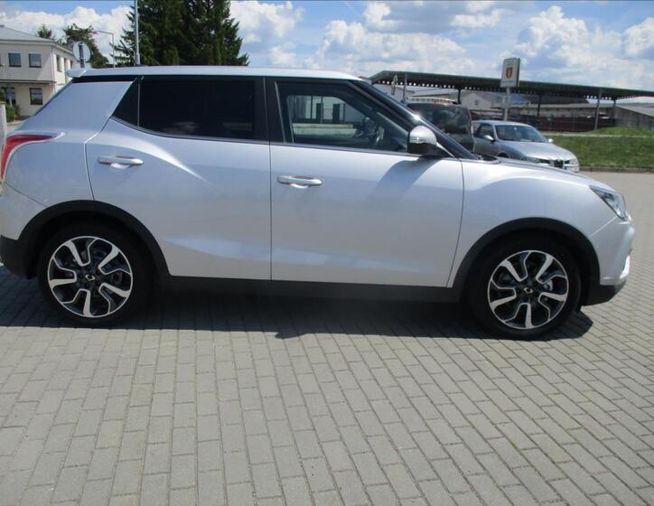 SsangYong Tivoli 5