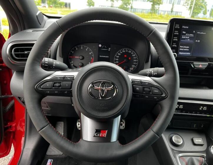 Toyota GR Yaris 16