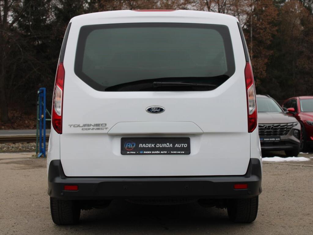 Ford Tourneo Connect 6