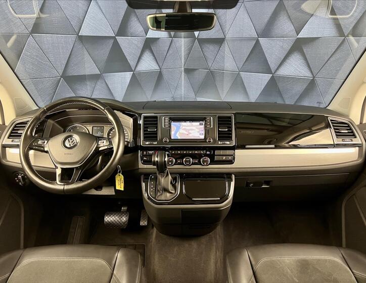 Volkswagen Multivan 9