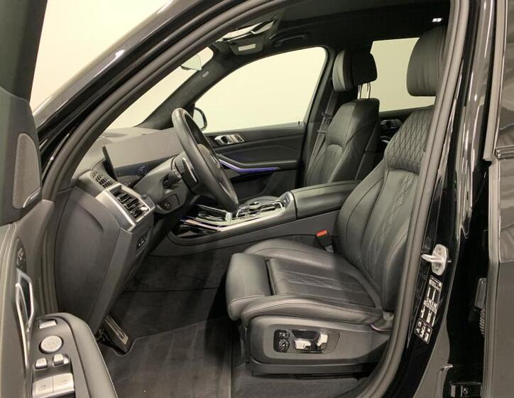 BMW X7 5