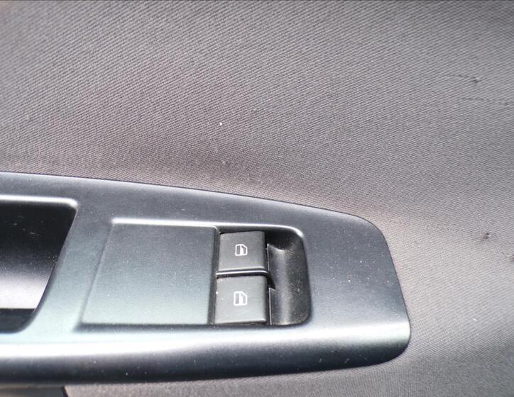 Volkswagen Polo 9