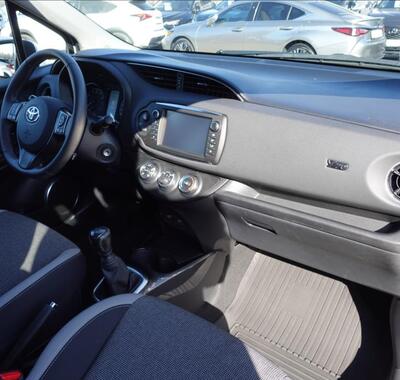 Toyota Yaris 30