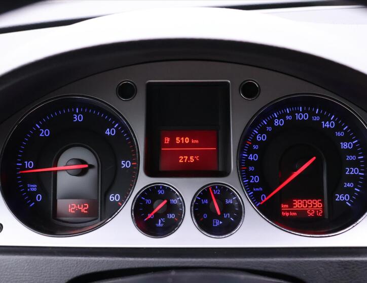 Volkswagen Passat 16