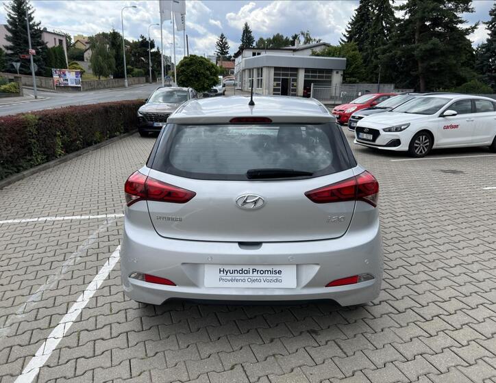 Hyundai i20 4