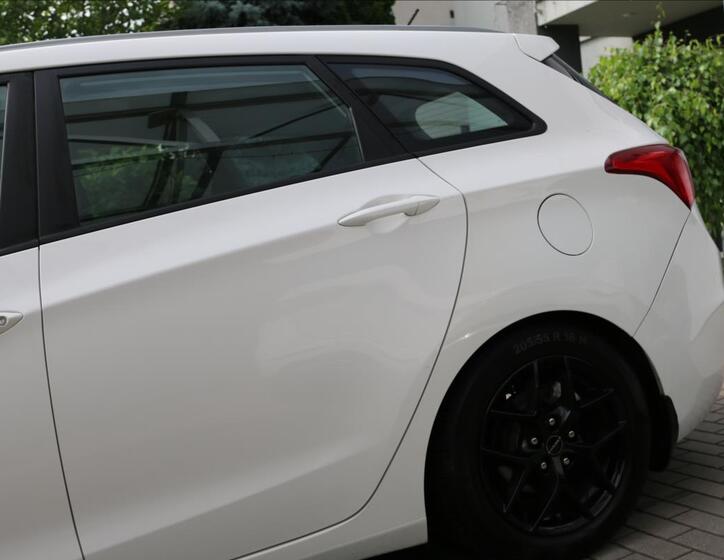 Hyundai i30 16