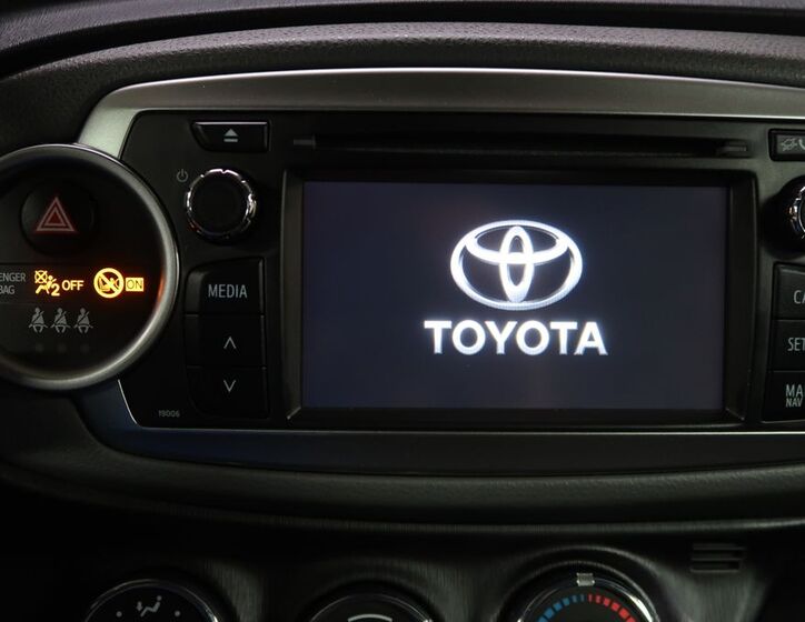 Toyota Yaris 17