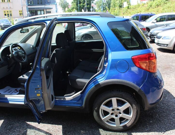 Suzuki SX4 13