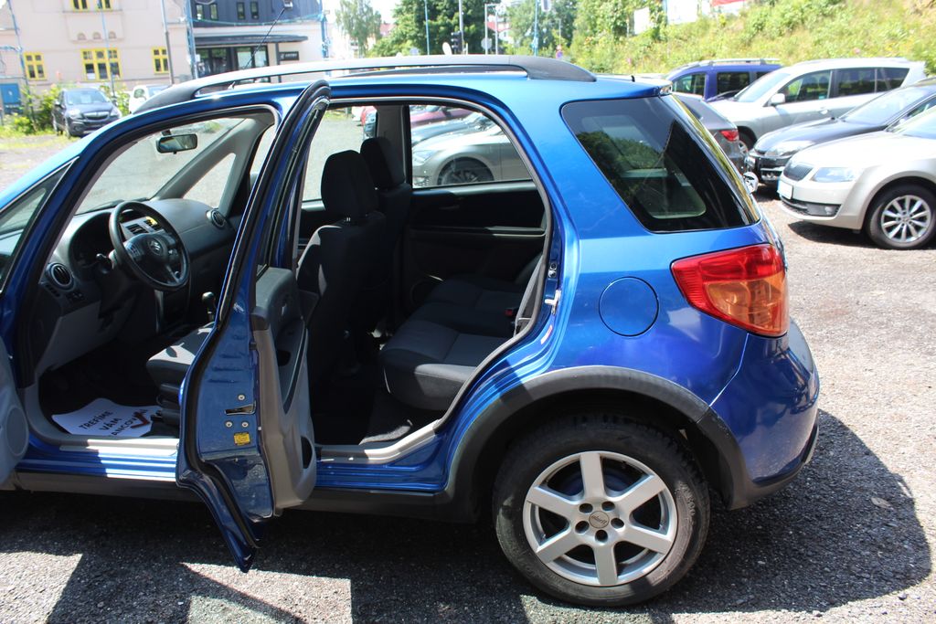 Suzuki SX4