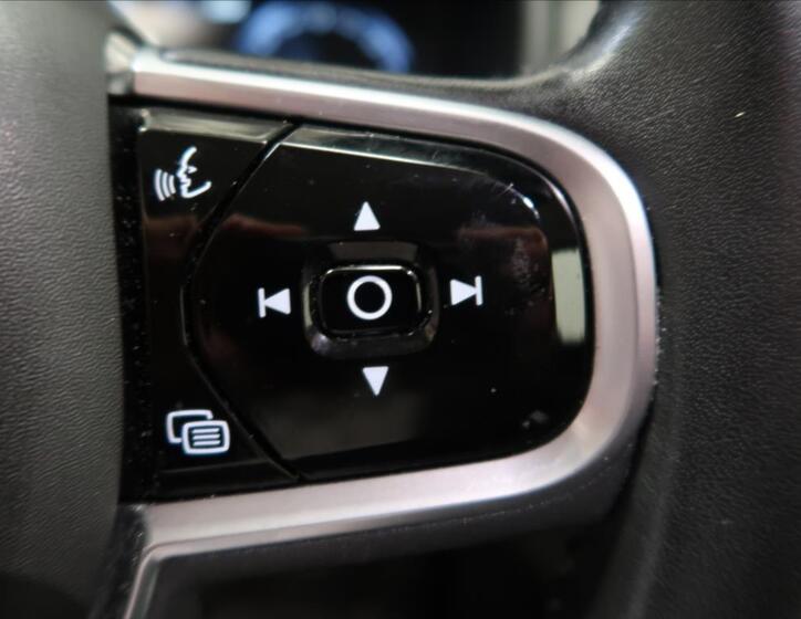 Volvo XC90 19