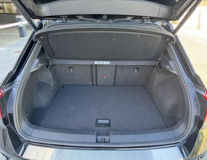 Volkswagen T-Roc 13
