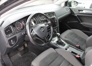 Volkswagen Golf 9