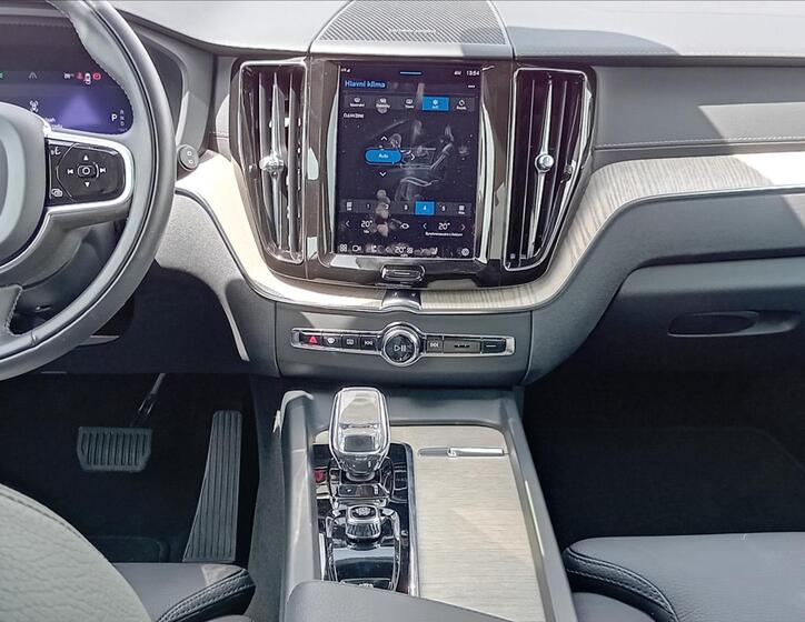 Volvo XC60 15