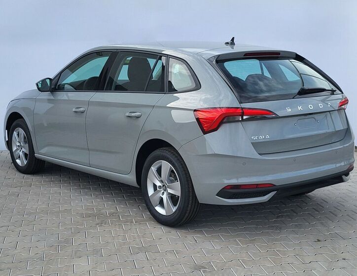 Škoda Scala 5