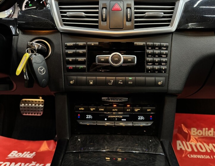 Mercedes-Benz Třídy E 18