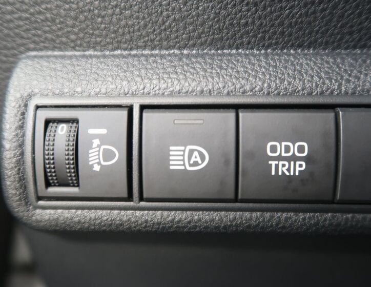 Toyota Corolla 24