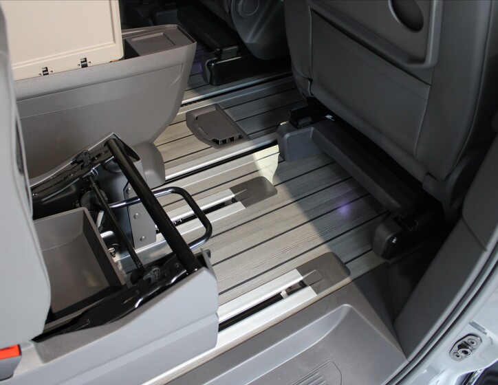 Volkswagen Multivan 26